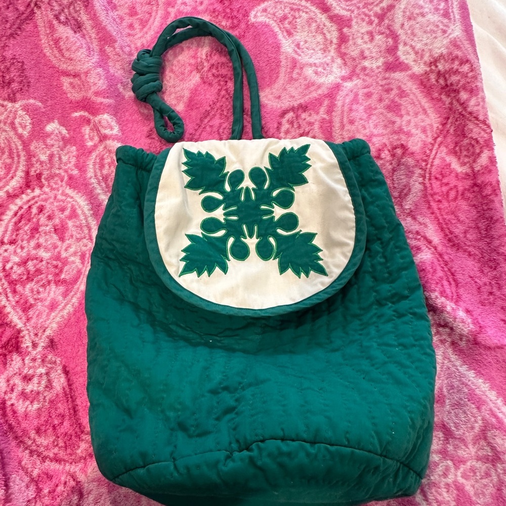 Hawaiian Drawstring Bag - Picture 3 of 9